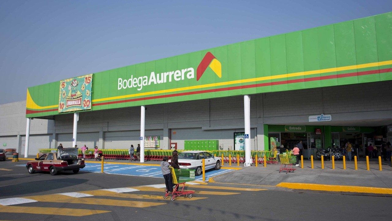 What is an IG business chat room?